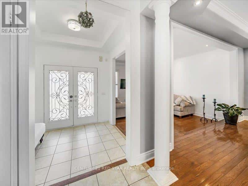 31 EIFFEL BOULEVARD — Brampton (Vales of Castlemore North), Ontario - Photo 3 of 39