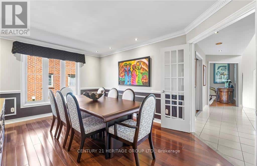 2010 PARKLANE CRESCENT — Burlington (Rose), Ontario - Photo 4 of 44