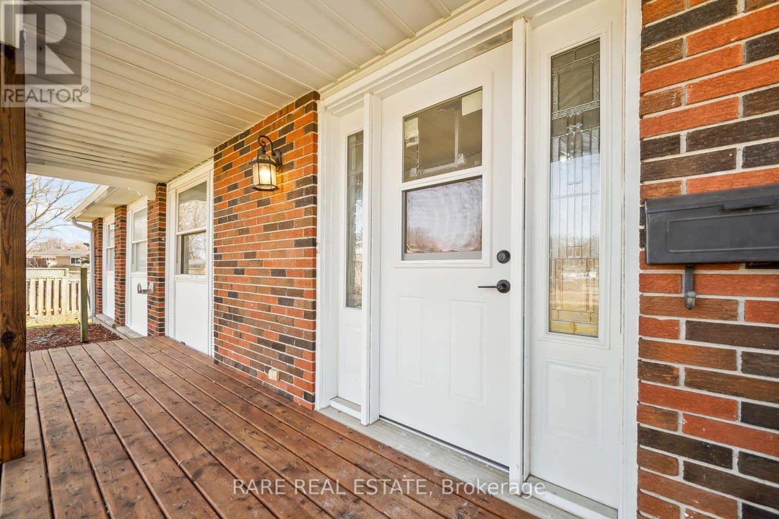 314 Laughton Crescent