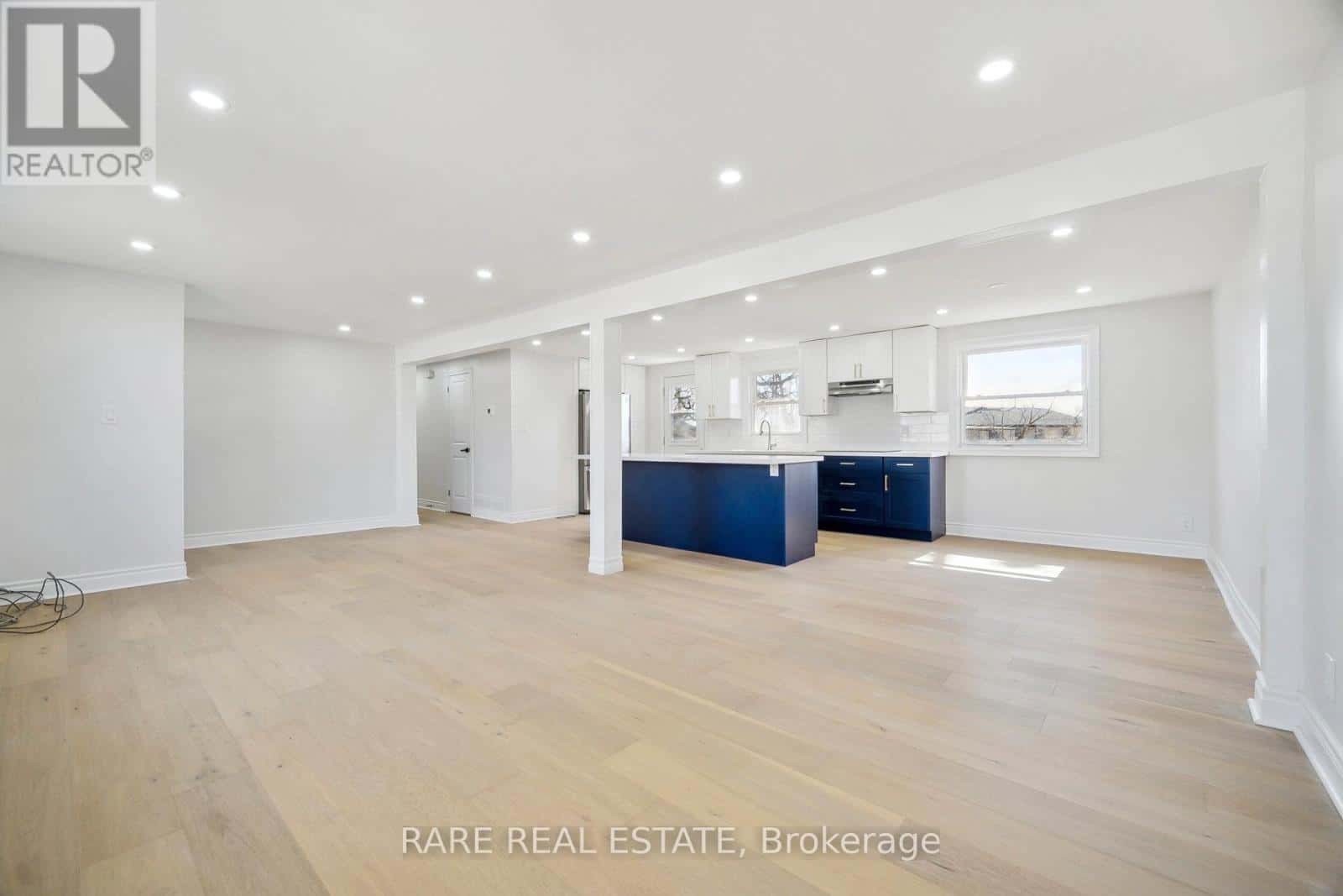 314 LAUGHTON CRESCENT — Strathroy-Caradoc (SW), Ontario - Photo 5 of 37