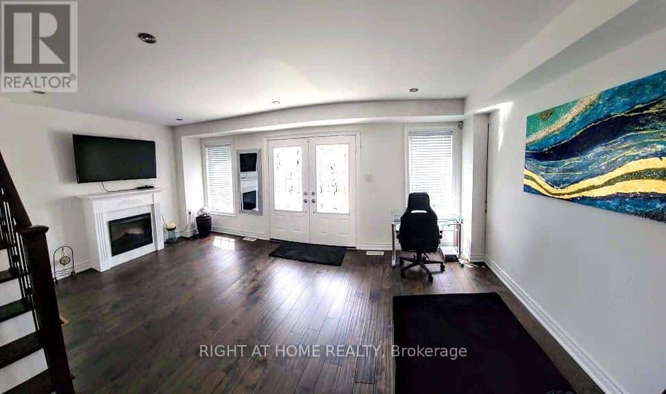 51 DEVINERIDGE AVENUE — Ajax (Central East), Ontario - Photo 4 of 38