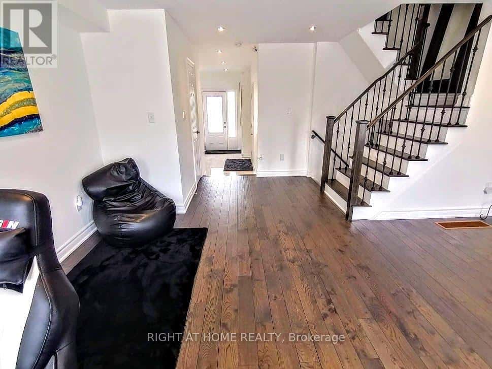 51 DEVINERIDGE AVENUE — Ajax (Central East), Ontario - Photo 5 of 38