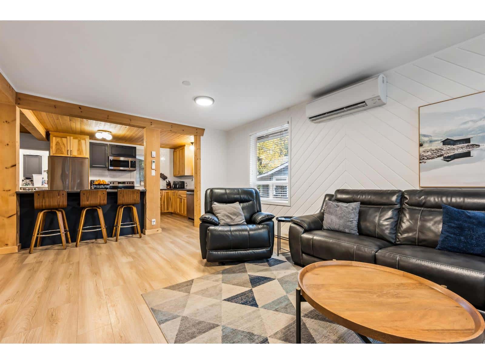 275 FIR STREET, Cultus Lake North — Cultus Lake, British Columbia - Photo 3 of 33