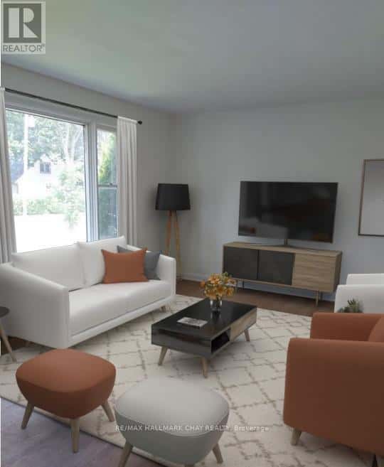 MAIN FLOOR - 17 GUNN STREET — Barrie (Wellington), Ontario - Photo 3 of 12