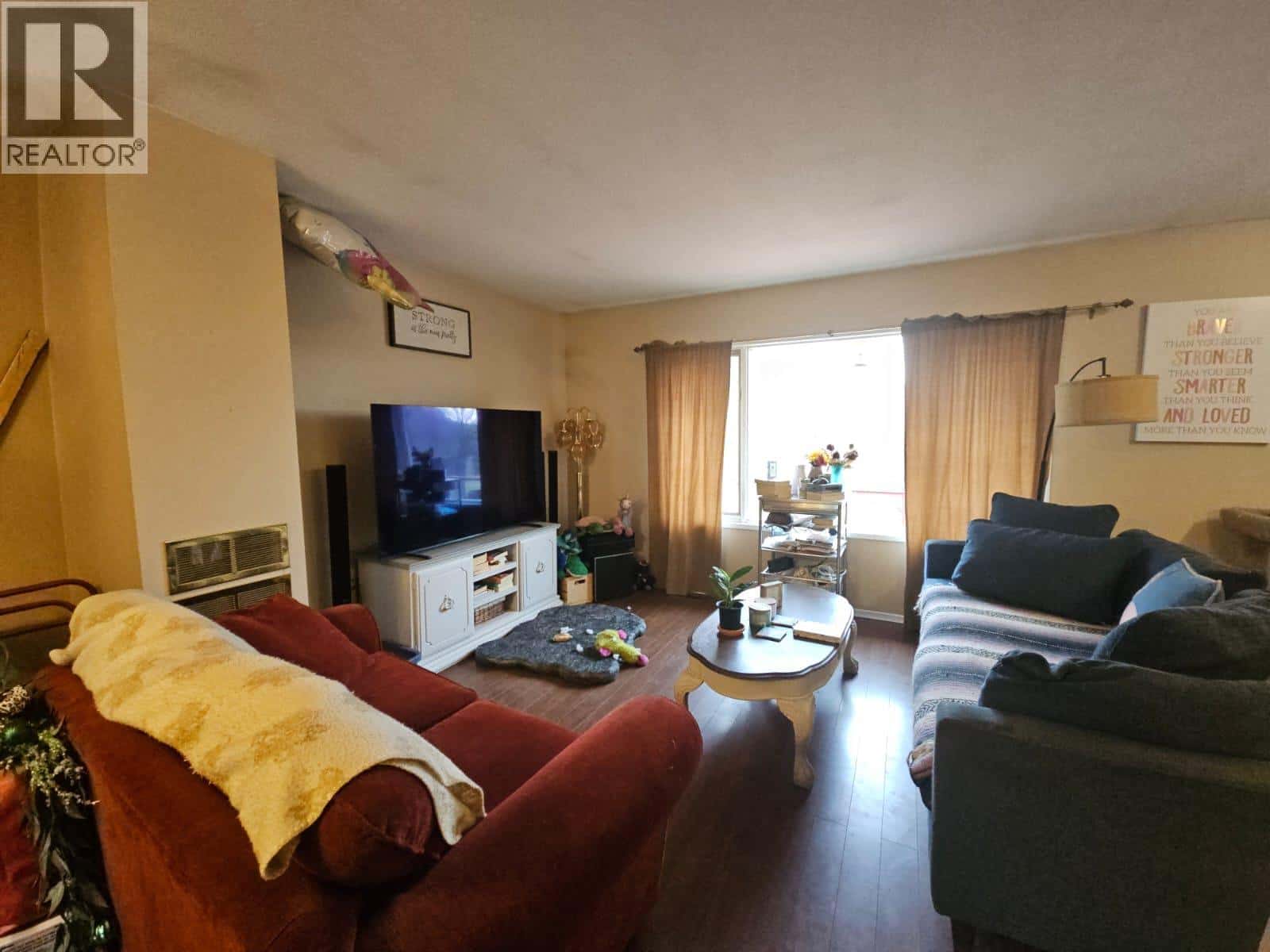 6327 WILDMARE SUB — Chetwynd, British Columbia - Photo 4 of 36