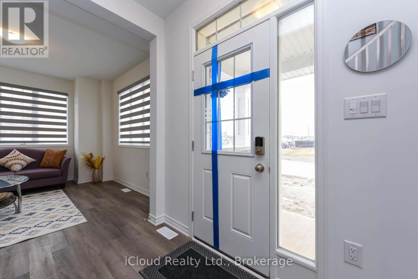 1217 FERGUSON DRIVE — Milton (BW Bowes), Ontario - Photo 4 of 31