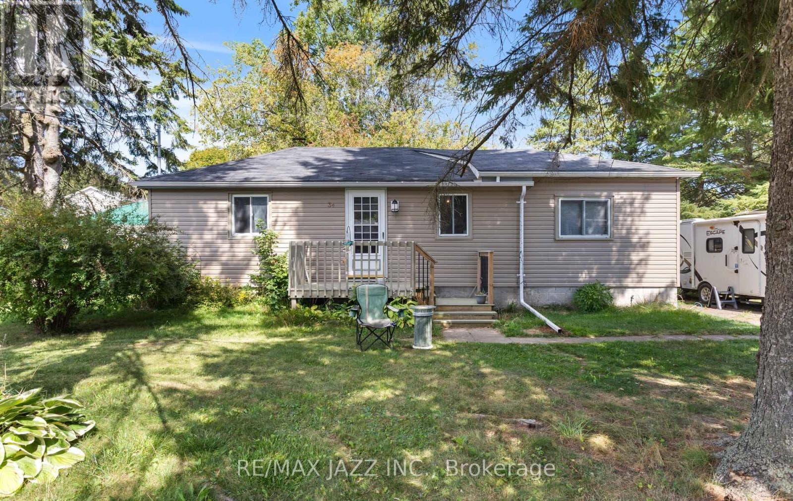 34 FAWCETTE AVENUE — Prince Edward County (Hallowell Ward), Ontario - Main photo