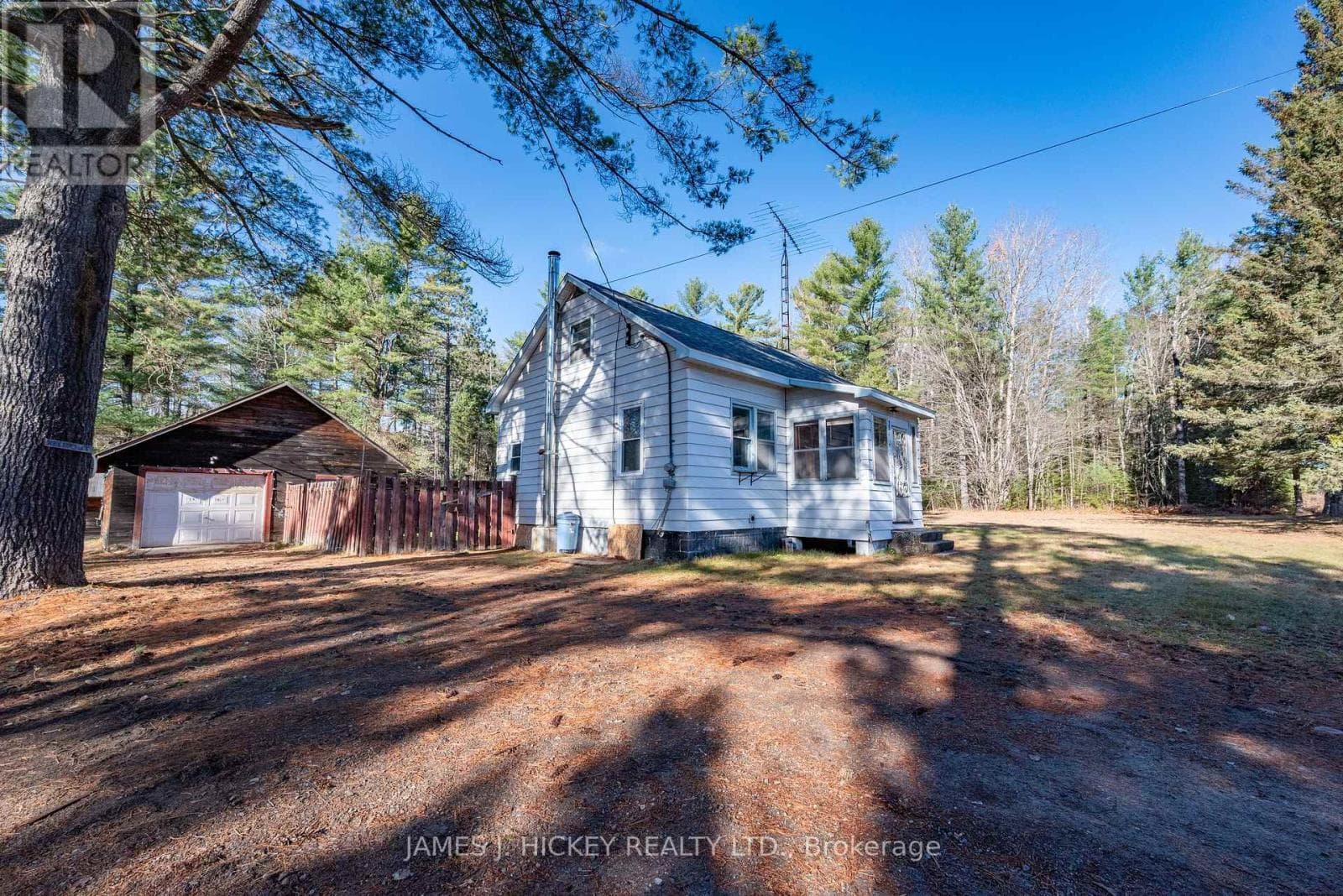 32359 HWY 17 HIGHWAY — Laurentian Hills, Ontario - Main photo