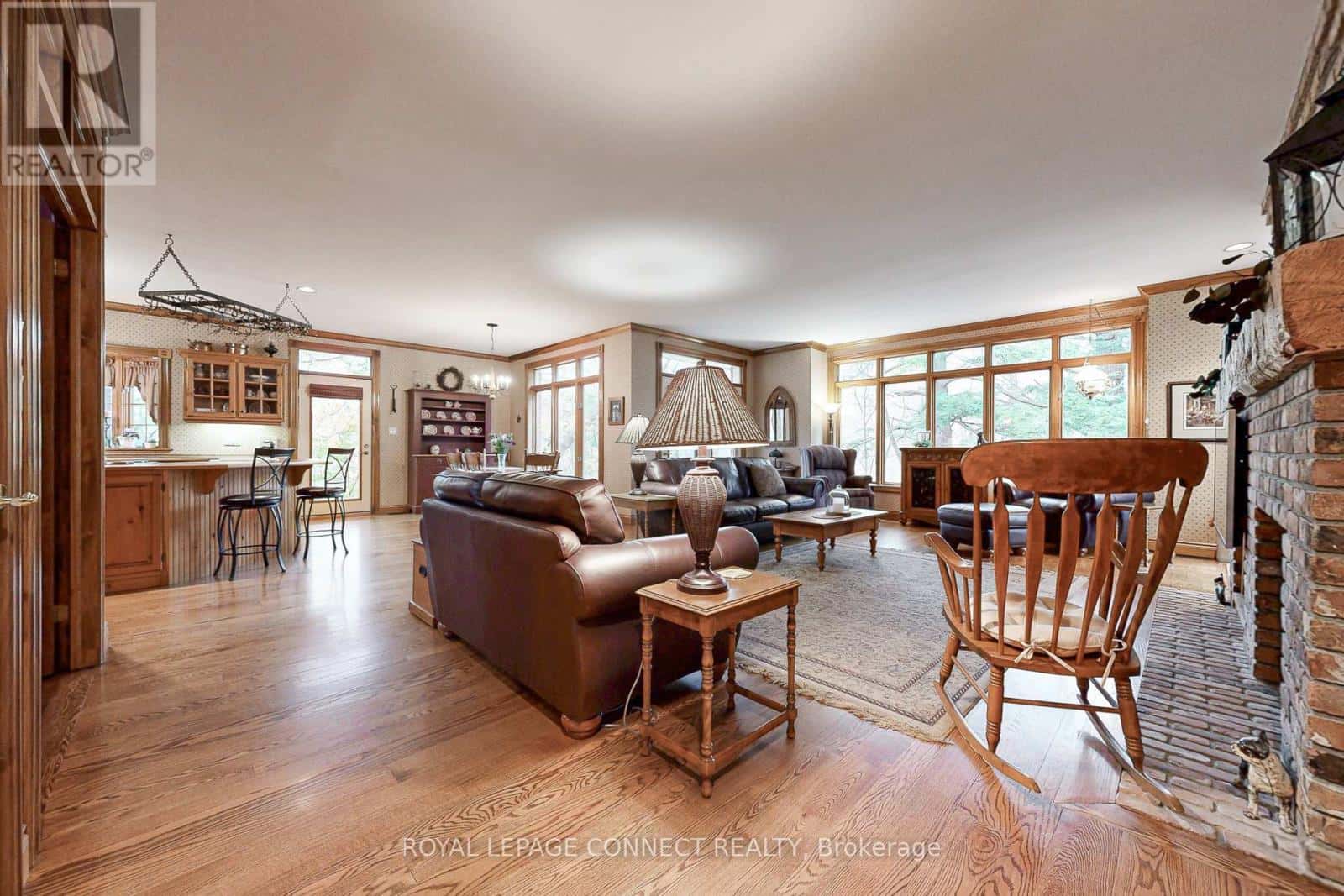 1436 HIGHBUSH TRAIL — Pickering (Woodlands), Ontario - Photo 5 of 38