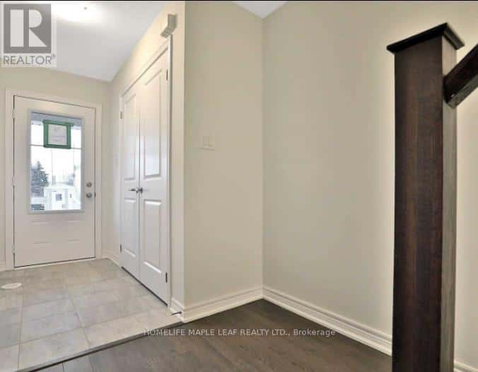 76 HIBISCUS LANE — Hamilton (Vincent), Ontario - Photo 3 of 16