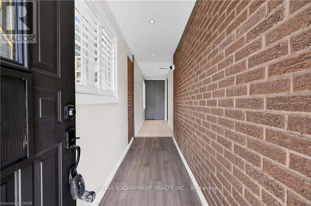 3347 HANNIBAL ROAD — Burlington (Palmer), Ontario - Photo 4 of 23