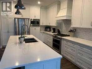 805 7 Avenue — Fox Creek, Alberta - Photo 5 of 39