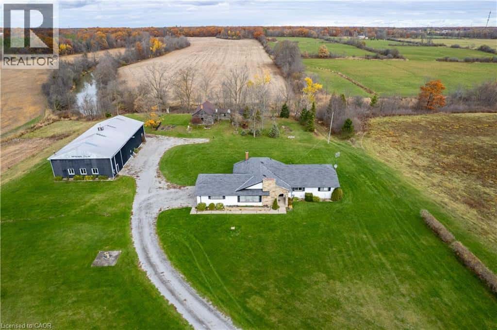 9729 YORK Road — West Lincoln, Ontario - Photo 2 of 50