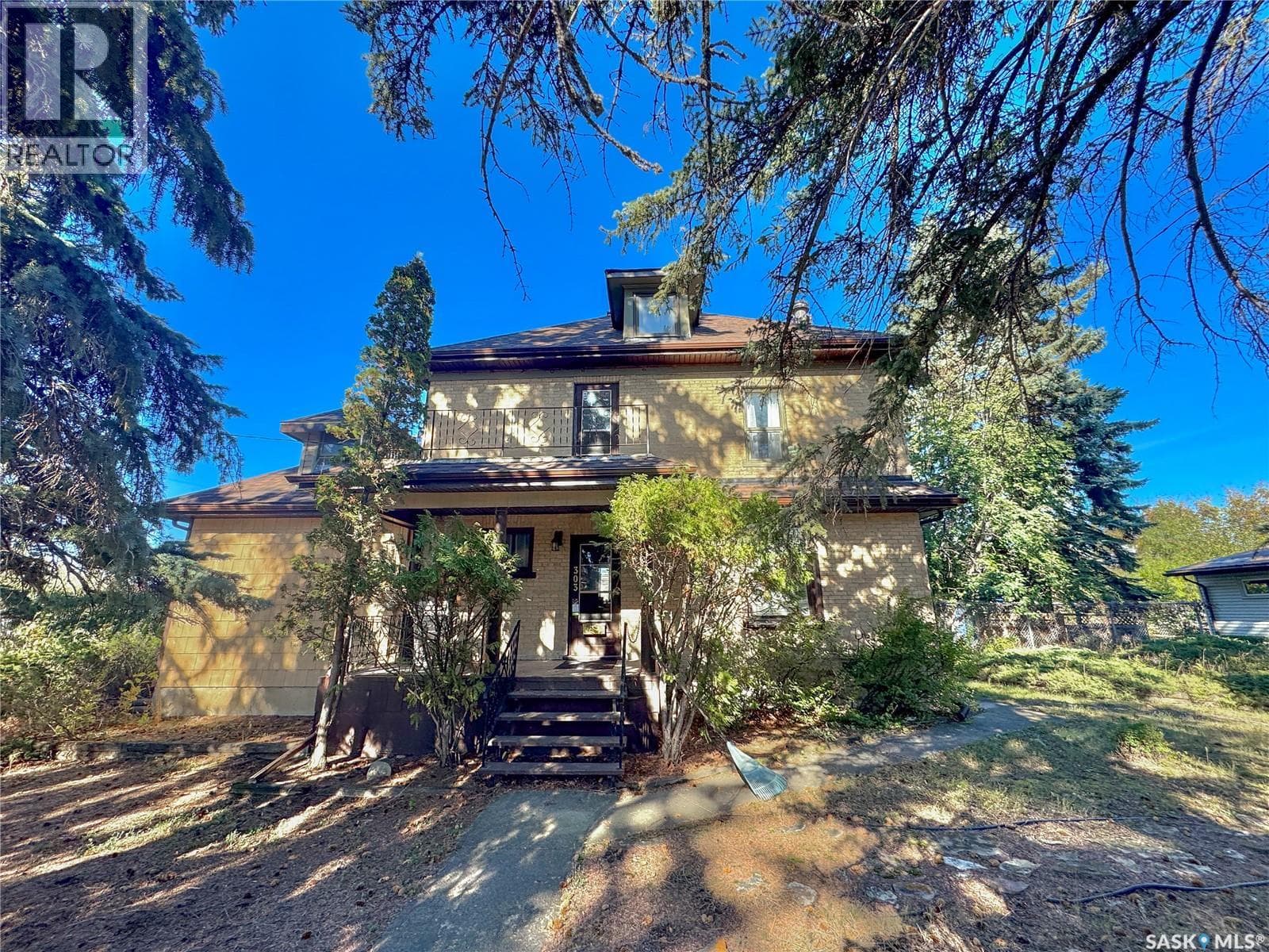 303 Eden STREET — Indian Head, Saskatchewan - Main photo