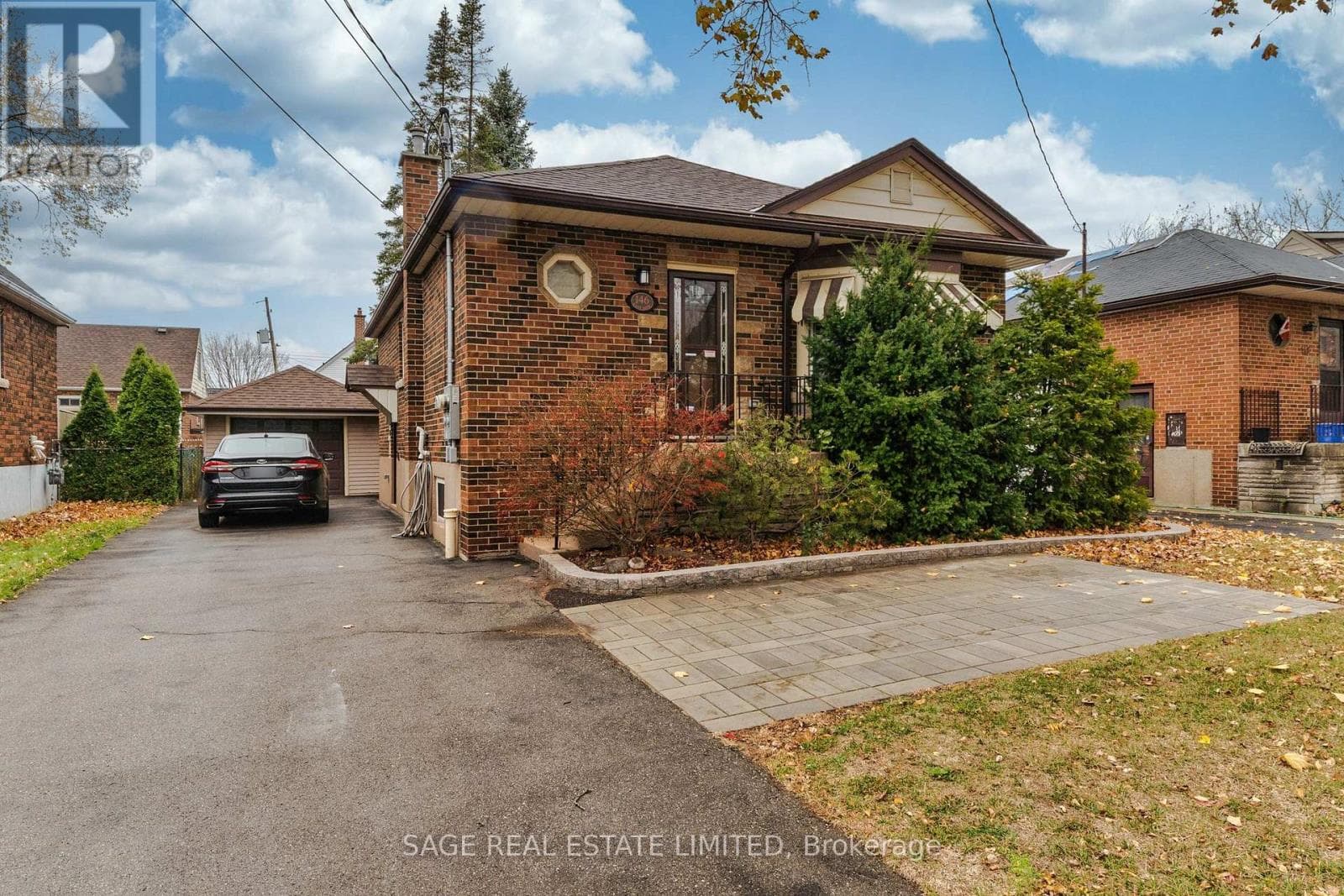 MAIN - 146 EAST 34TH STREET — Hamilton (Raleigh), Ontario - Main photo