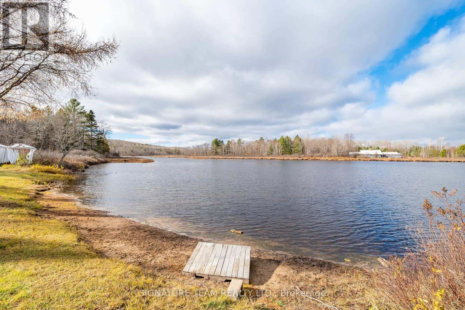 276 MOCKINGBIRD ROAD — Madawaska Valley, Ontario - Photo 2 of 33