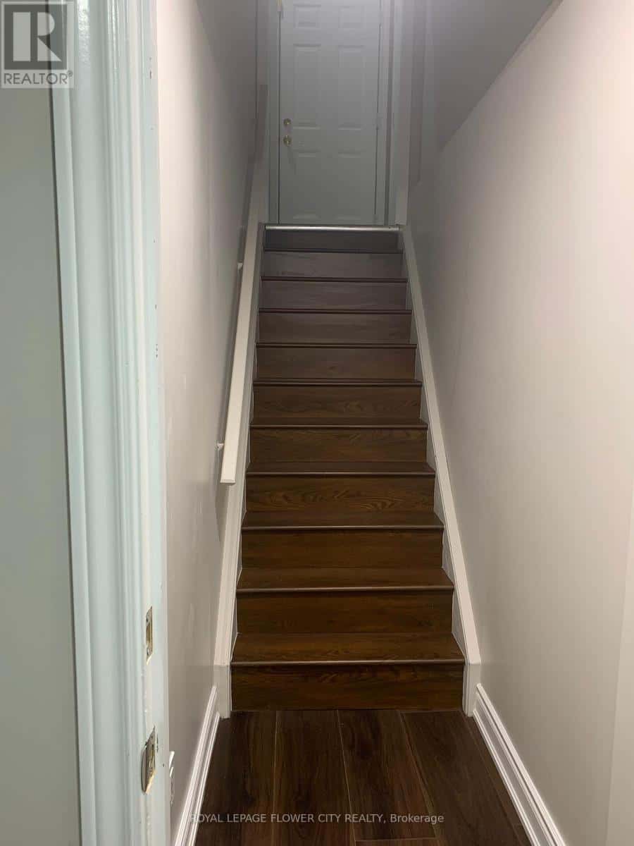 BASEMENT - 62 HARDGATE CRESCENT — Brampton (Northwest Sandalwood Parkway), Ontario - Photo 2 of 13