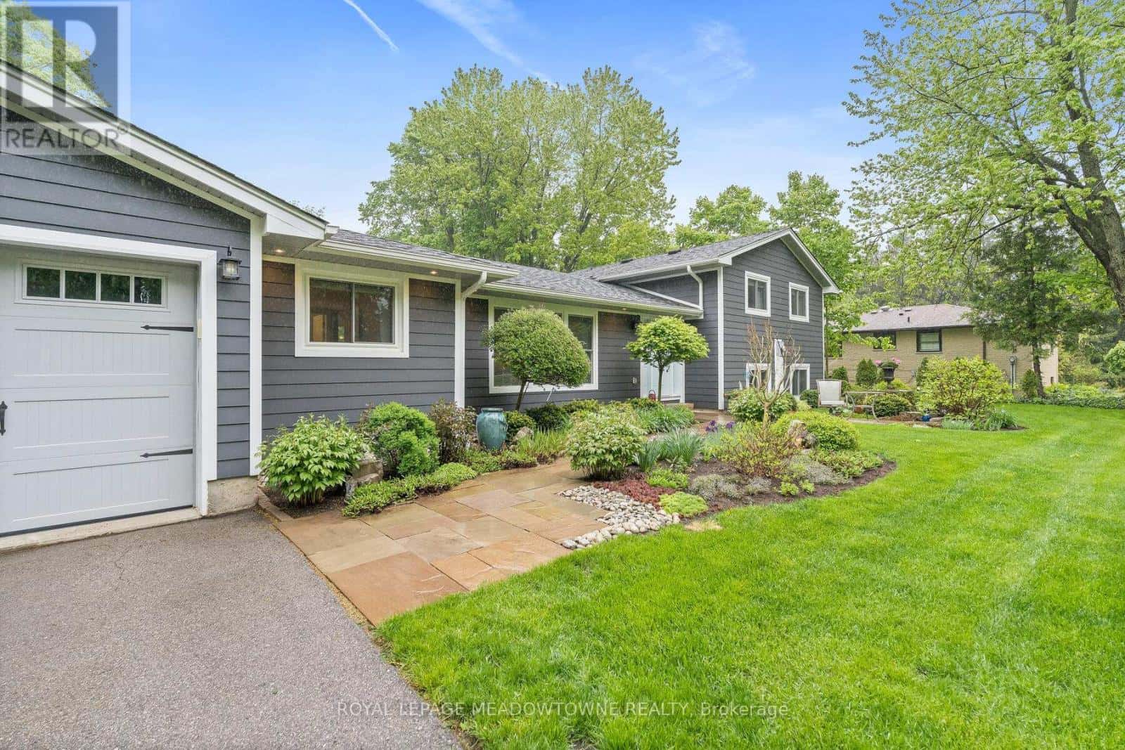 13609 6 LINE — Halton Hills (Rural Halton Hills), Ontario - Photo 3 of 47