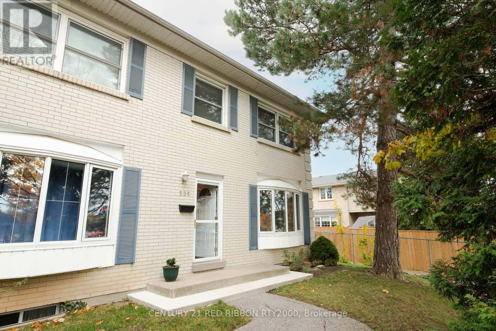 535 - 535 GAINSBOROUGH ROAD — London North (North F), Ontario - Photo 2 of 41