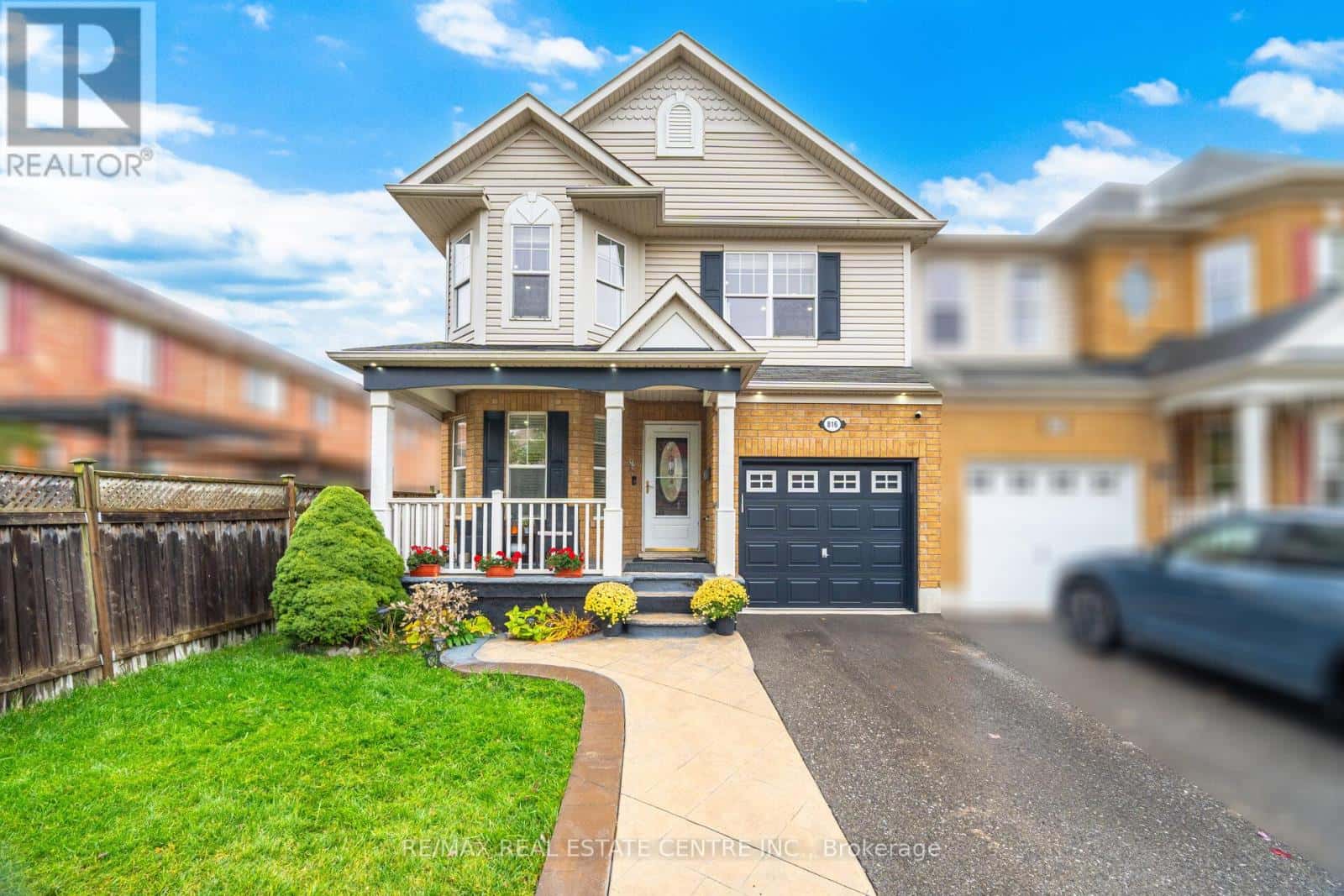 816 HEPBURN ROAD — Milton (CO Coates), Ontario - Photo 2 of 50