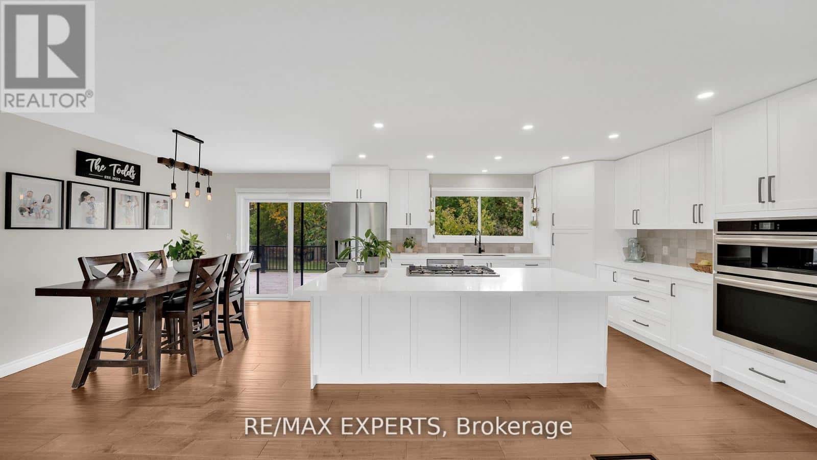 26 WELLAR AVENUE — King (Nobleton), Ontario - Photo 4 of 50