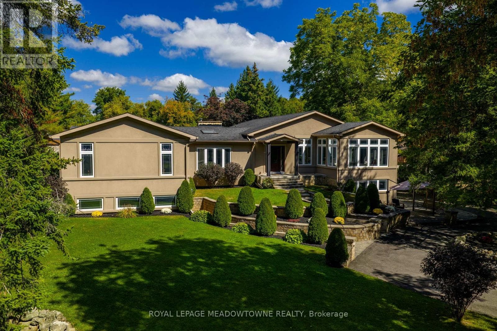 13219 FOURTH LINE — Halton Hills (Rural Halton Hills), Ontario - Main photo