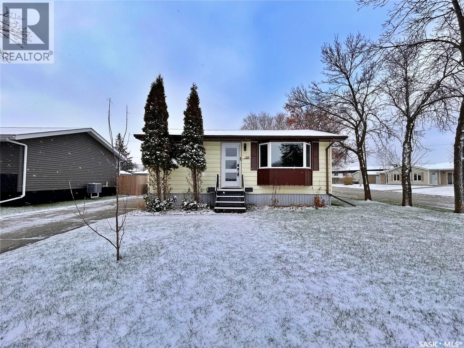 501 Windover AVENUE — Moosomin, Saskatchewan - Main photo