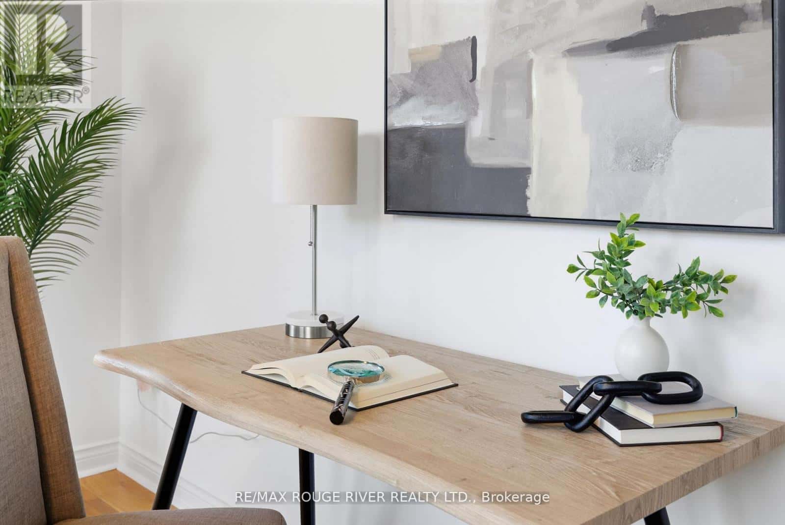 36 TORMINA BOULEVARD — Whitby (Taunton North), Ontario - Photo 5 of 40