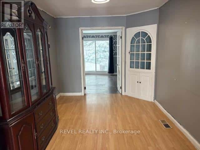 251 TOKE STREET — Timmins (TNE - Hill District), Ontario - Photo 4 of 24