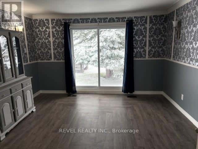 251 TOKE STREET — Timmins (TNE - Hill District), Ontario - Photo 5 of 24