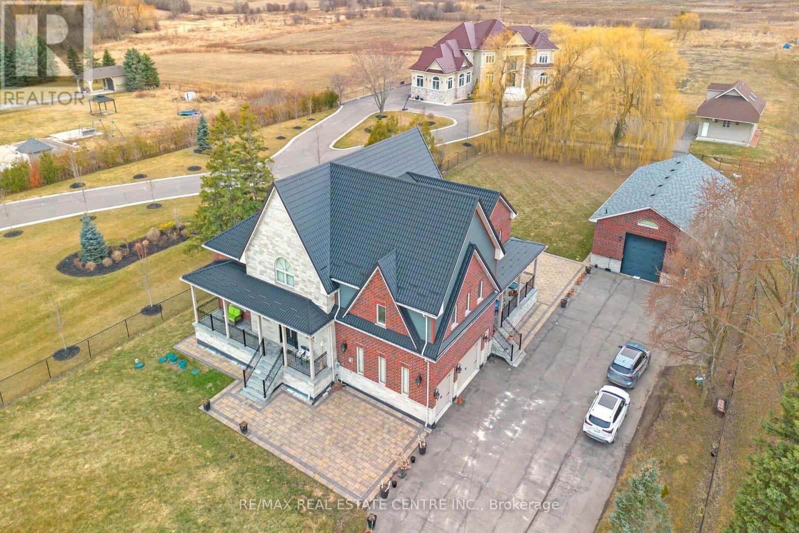 14645 5 SIDE ROAD — Halton Hills (Rural Halton Hills), Ontario - Photo 2 of 50