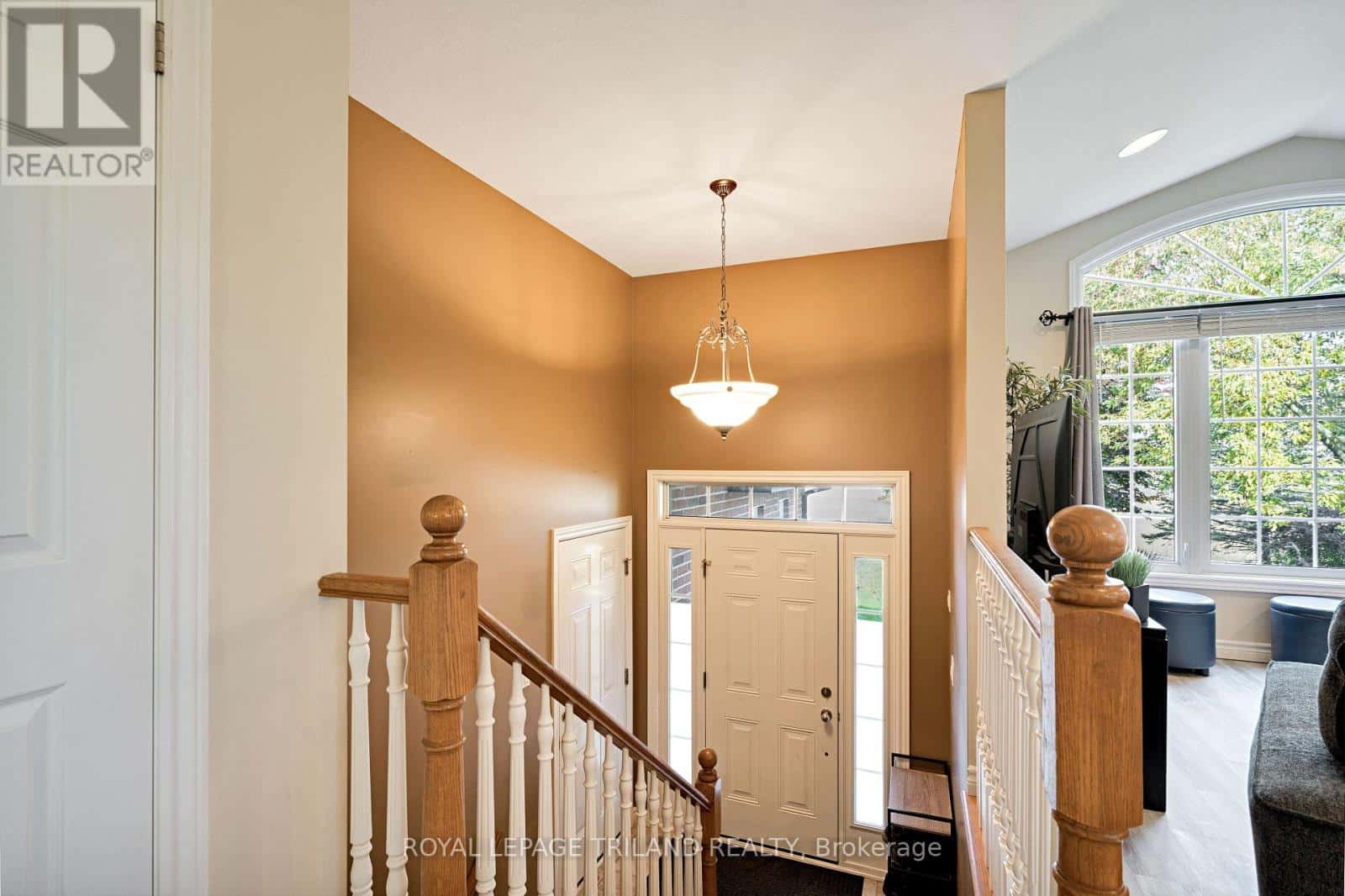 3805 TRILLIUM DRIVE — Southwest Middlesex (Glencoe), Ontario - Photo 5 of 47