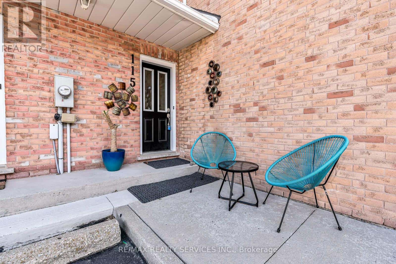 115 - 2055 WALKERS LINE — Burlington (Rose), Ontario - Photo 3 of 45