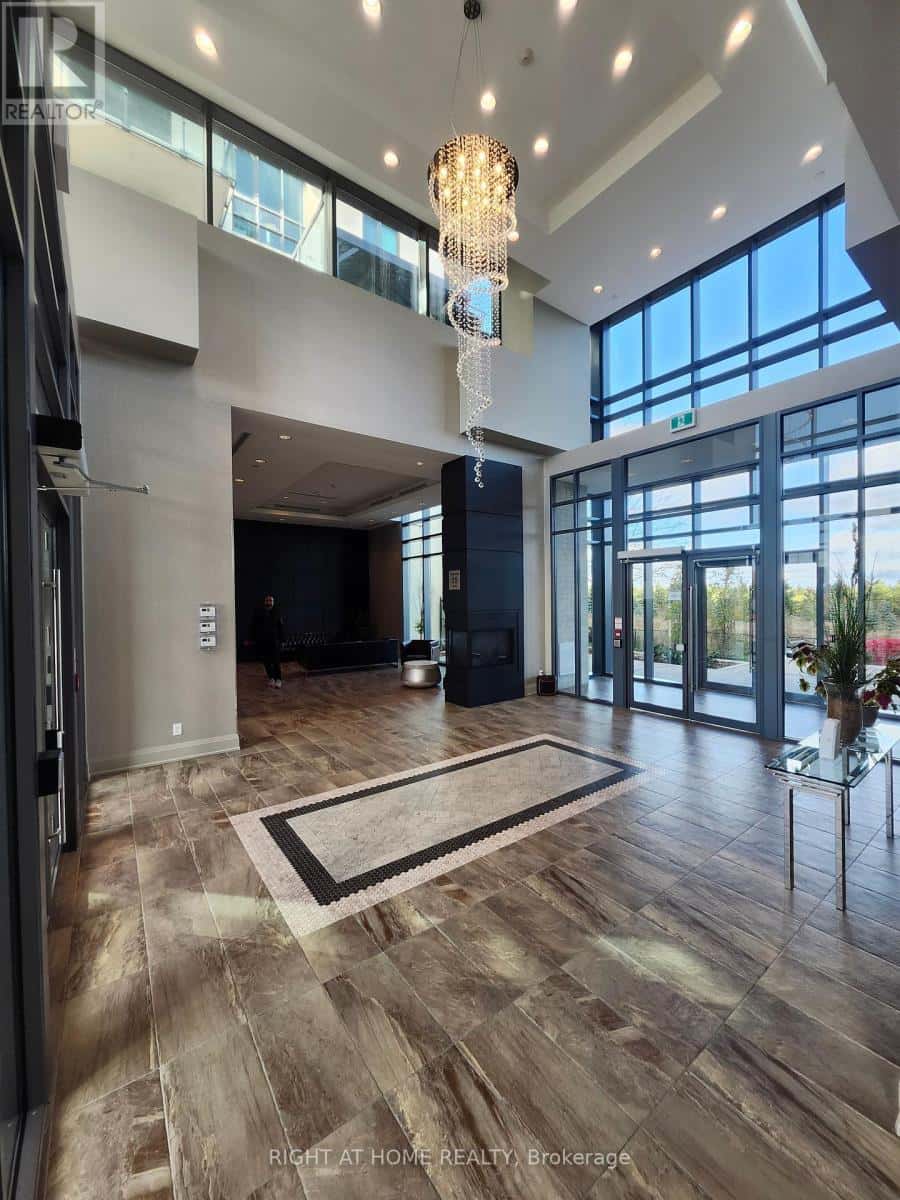 109 - 65 YORKLAND BOULEVARD — Brampton (Goreway Drive Corridor), Ontario - Photo 3 of 43