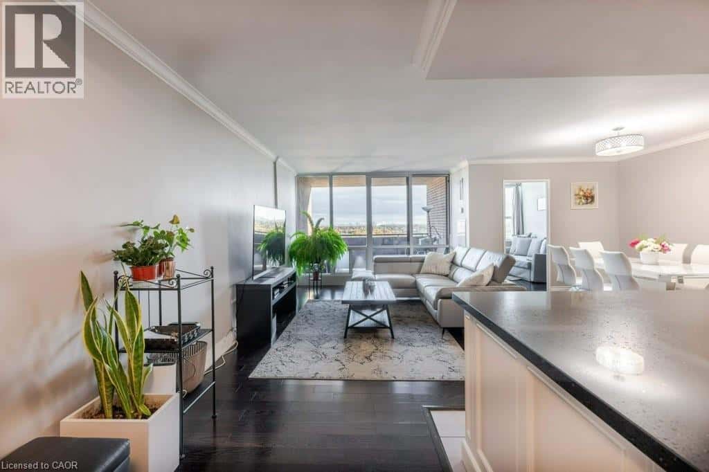 716 THE WEST MALL Drive Unit# 1612 — Etobicoke, Ontario - Photo 5 of 46