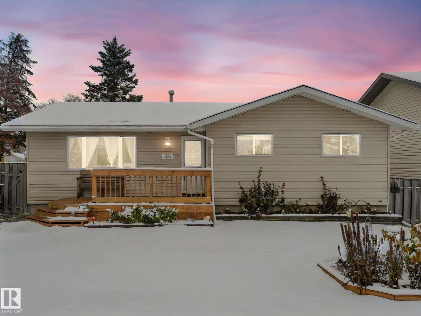 4927 52 AV — Bon Accord, Alberta - Photo 2 of 61