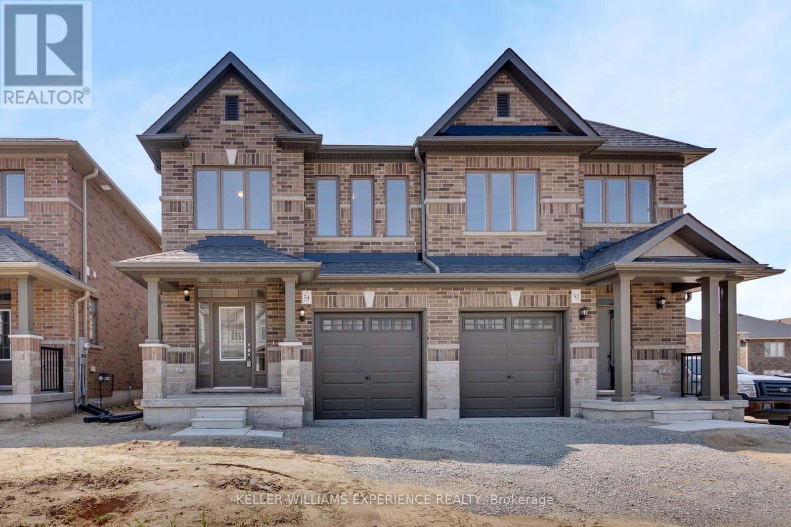 54 SAGEWOOD AVENUE — Barrie (Painswick South), Ontario - Photo 2 of 36