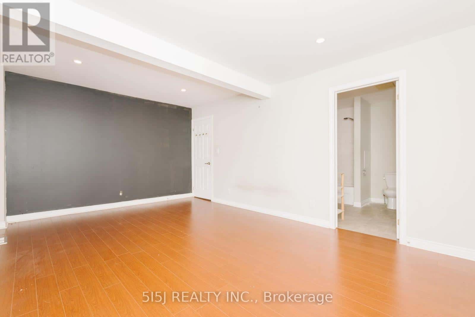 14190 YONGE STREET — Aurora (Aurora Estates), Ontario - Photo 5 of 16