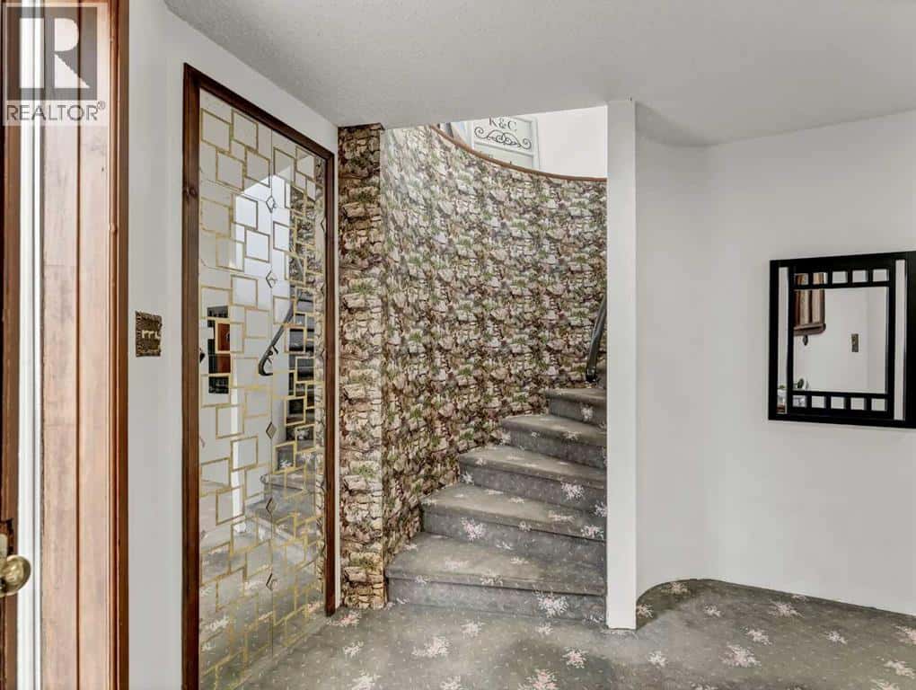 11311 Range Road 40 — Rural Cypress County, Alberta - Photo 2 of 47