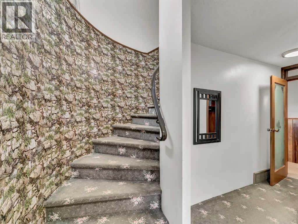 11311 Range Road 40 — Rural Cypress County, Alberta - Photo 3 of 47