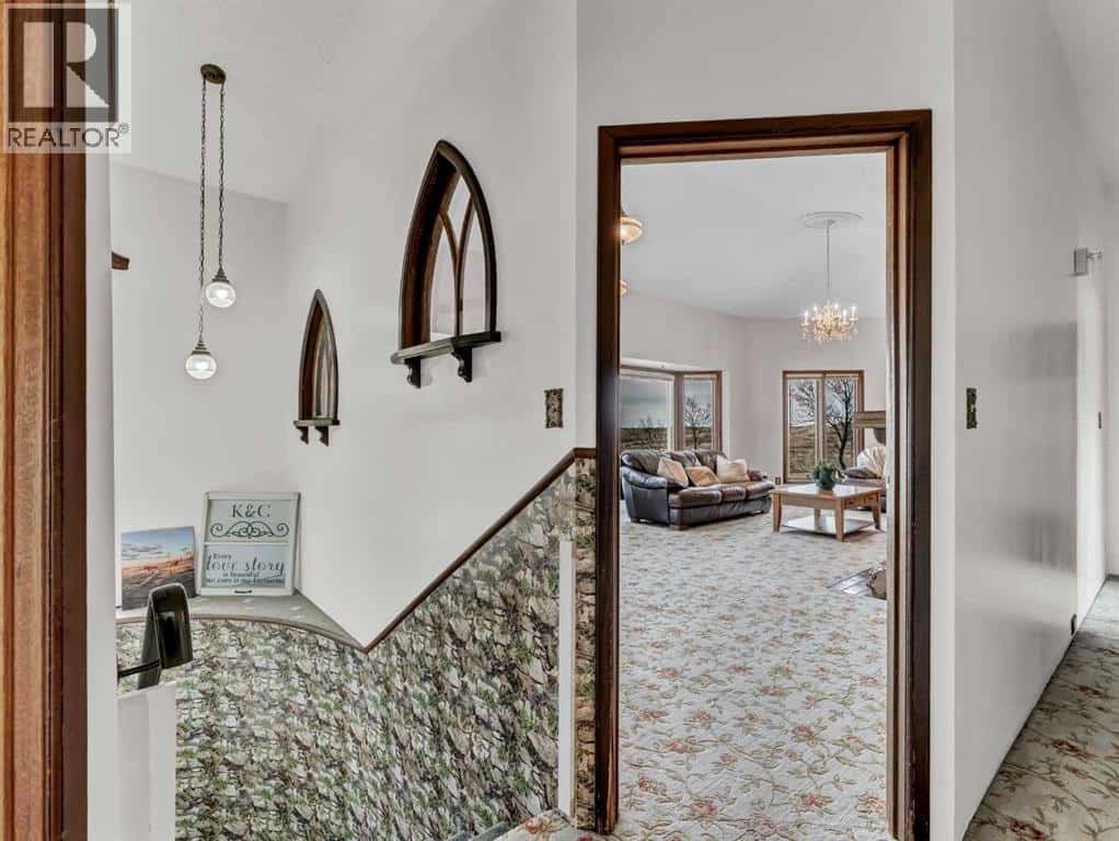 11311 Range Road 40 — Rural Cypress County, Alberta - Photo 4 of 47