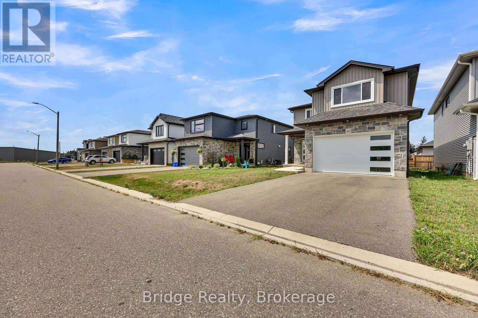 66 CASH CRESCENT — Ingersoll (Ingersoll - South), Ontario - Photo 3 of 48