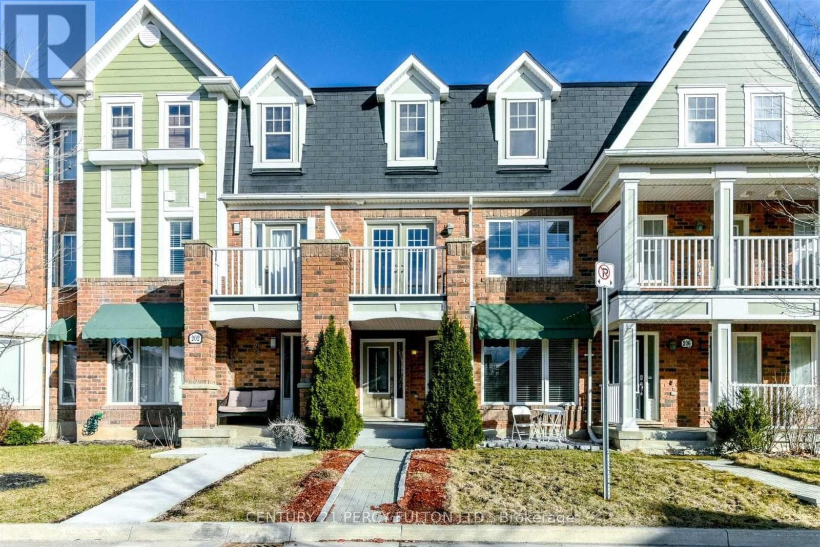 204 MAGURN GATE — Milton (HA Harrison), Ontario - Main photo