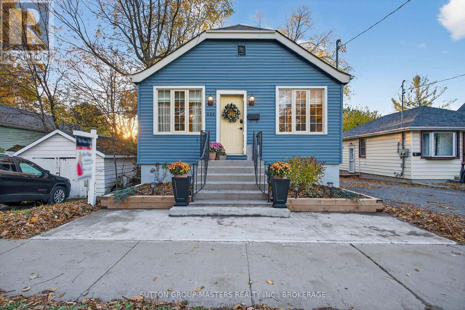 806 Portsmouth Avenue