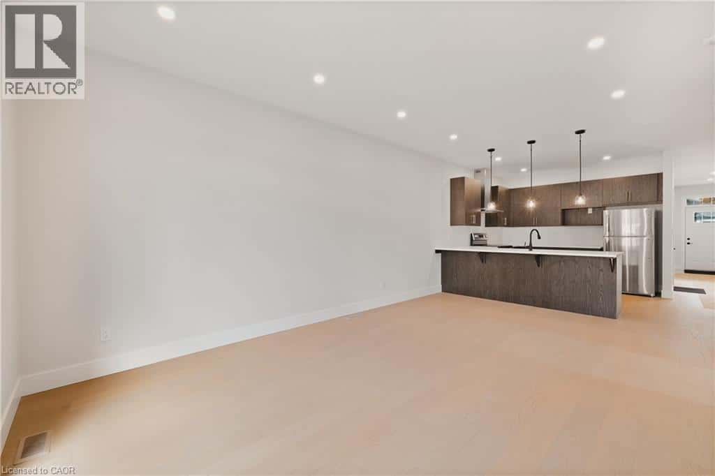 12 WASHINGTON Street 201