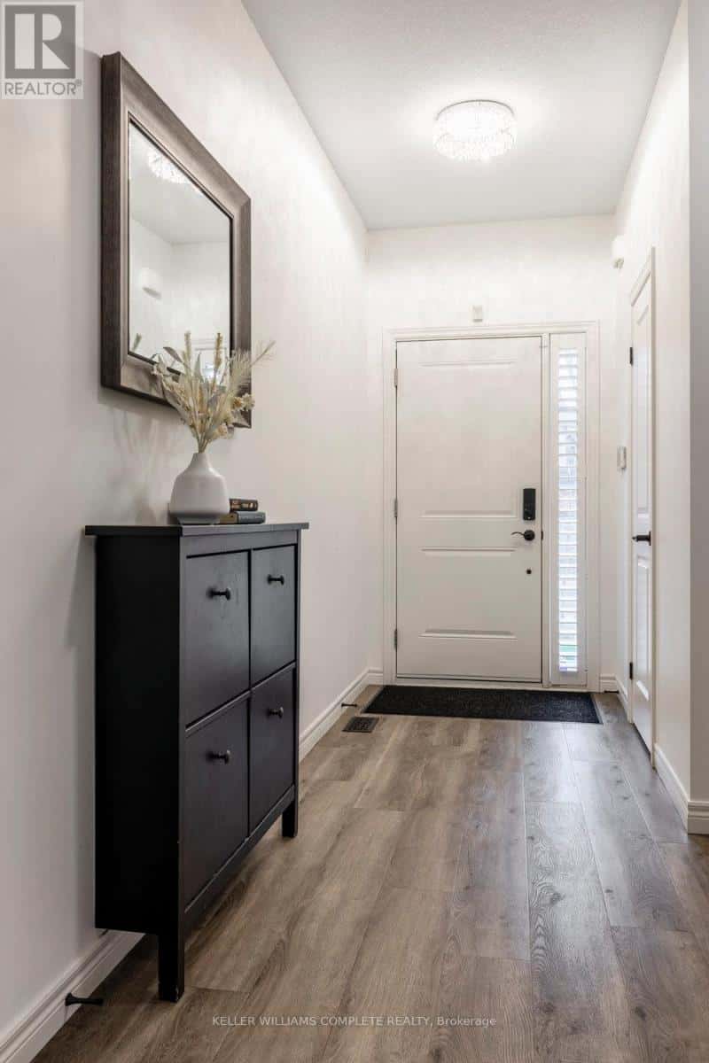 70 DENNIS DRIVE — West Lincoln (Smithville), Ontario - Photo 3 of 39