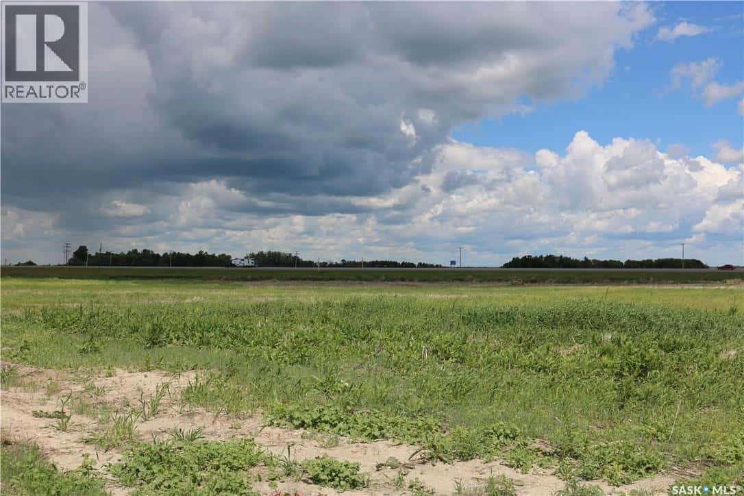 1808 Celebration DRIVE — Moosomin, Saskatchewan - Photo 4 of 5