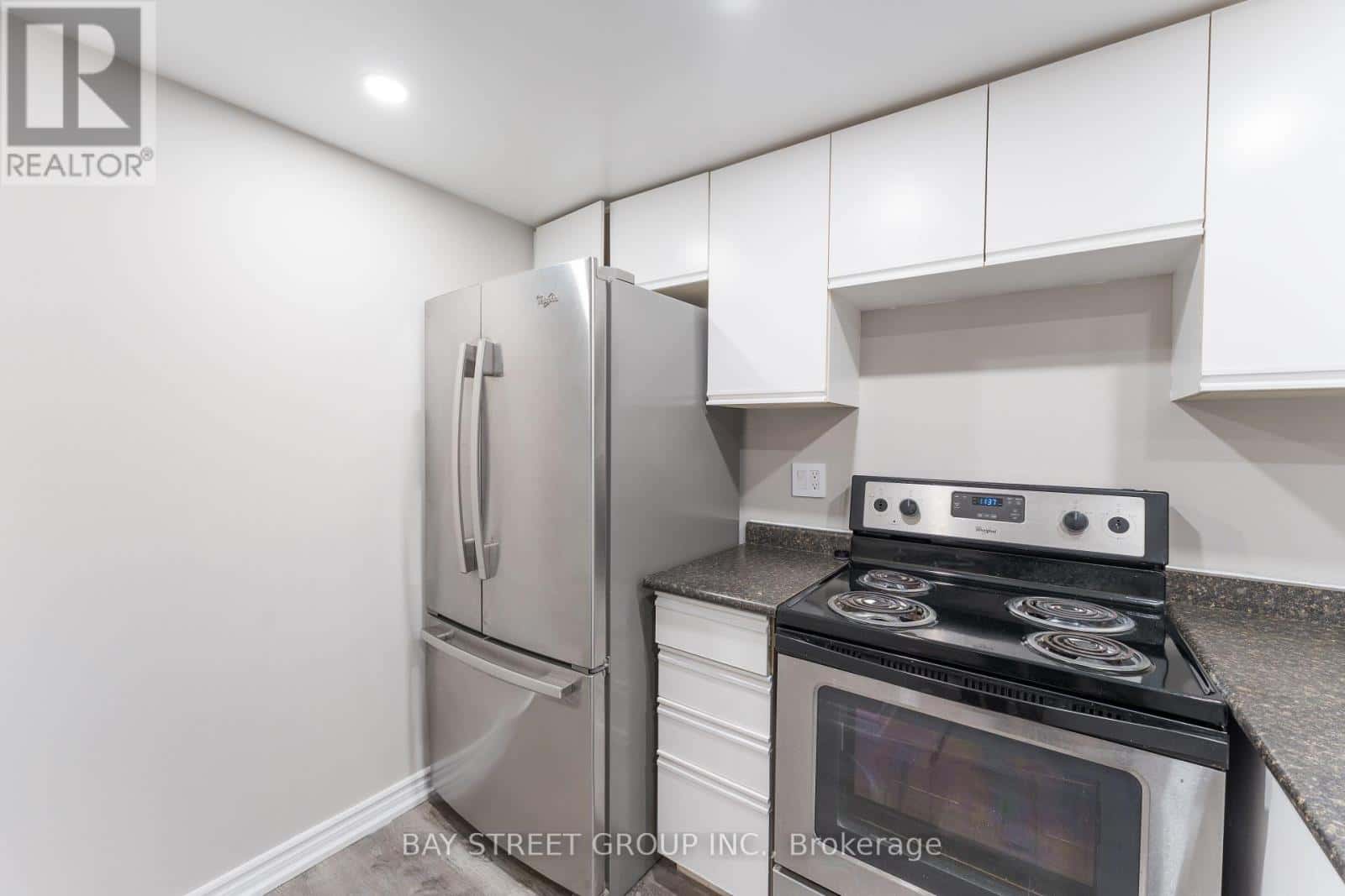 2015 - 5 GREYSTONE WALK DRIVE — Toronto (Kennedy Park), Ontario - Photo 5 of 18