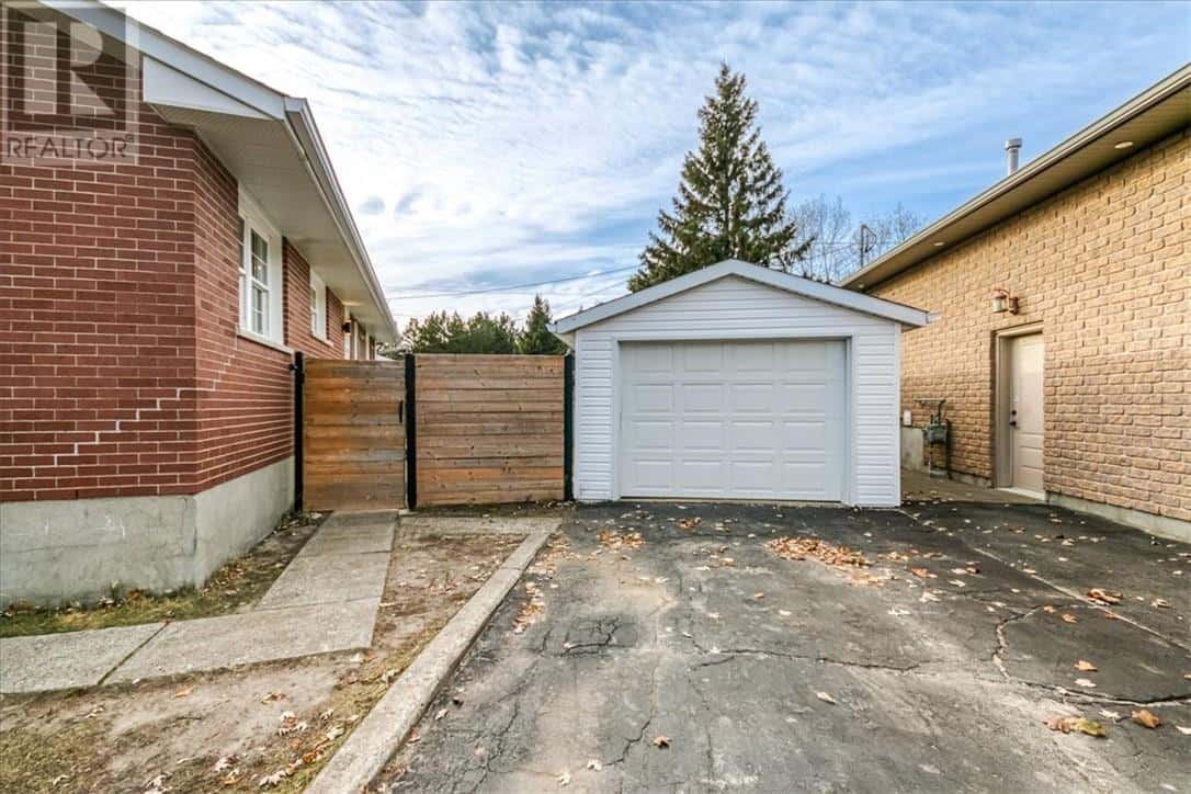 6 Cobalt Street — Falconbridge, Ontario - Photo 5 of 31