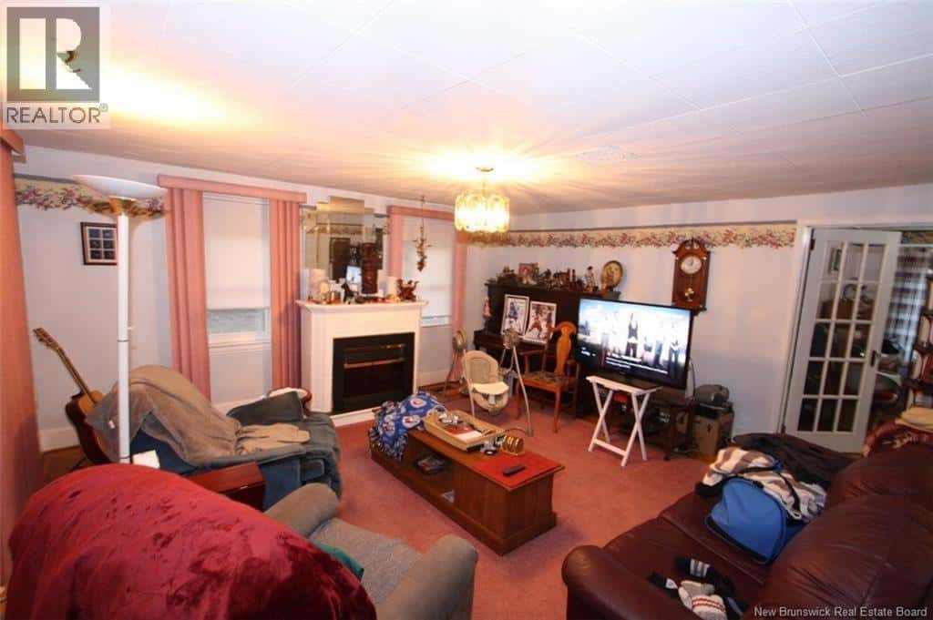 149 South Road — Doaktown, New Brunswick - Photo 5 of 32